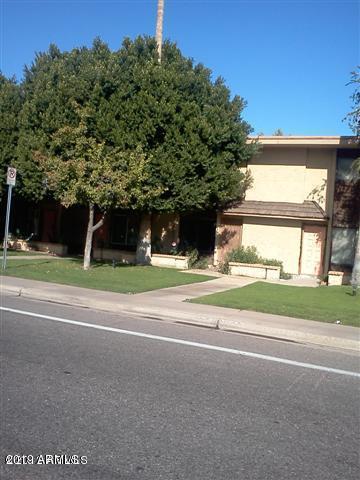 Building Photo - 1302 E Maryland Ave