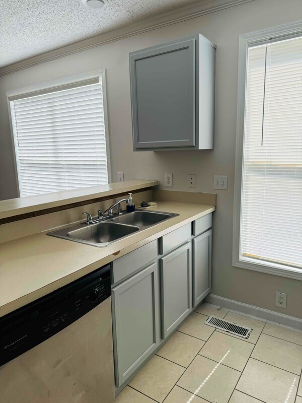2905 SW Archer Rd Unit 5024, Gainesville, FL 32608 Condo for Rent in