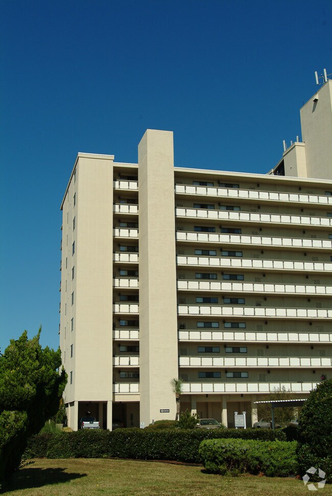 2830 Shore Dr, Virginia Beach, VA 23451 Apartments Virginia Beach, VA