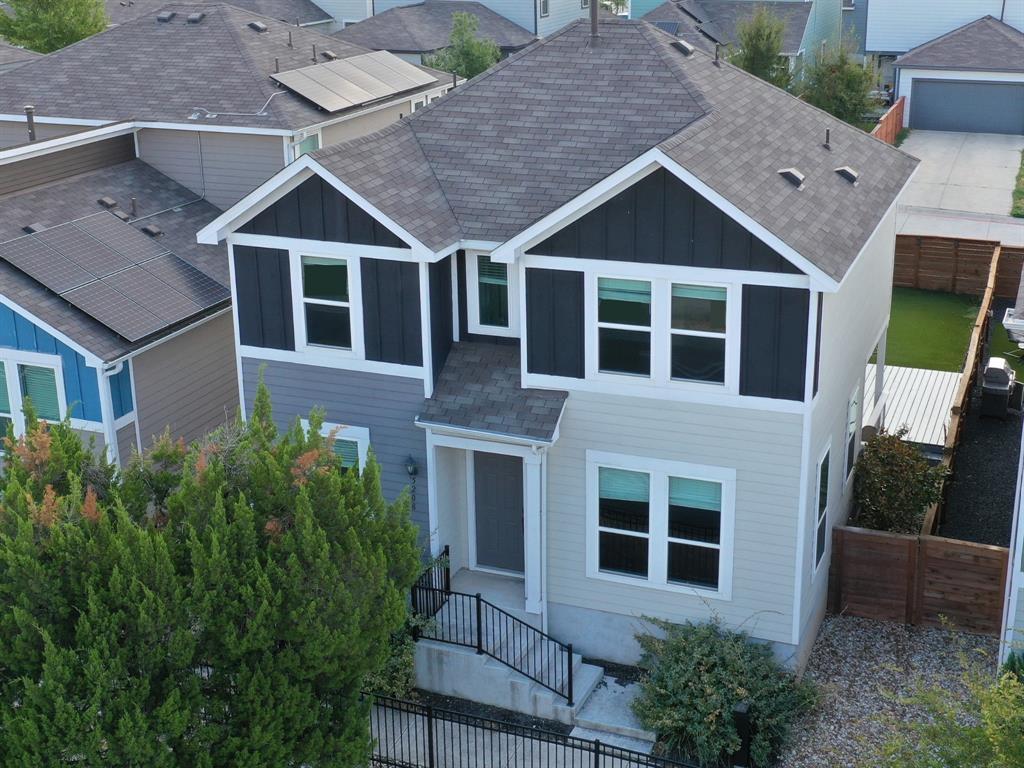 Foto principal - 5208 Golden Canary Ln