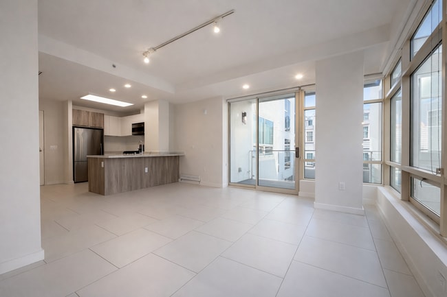 Building Photo - 1868 Van Ness Ave