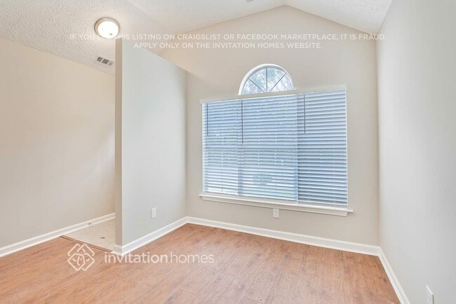 Foto del edificio - 686 Thomasville Blvd SE