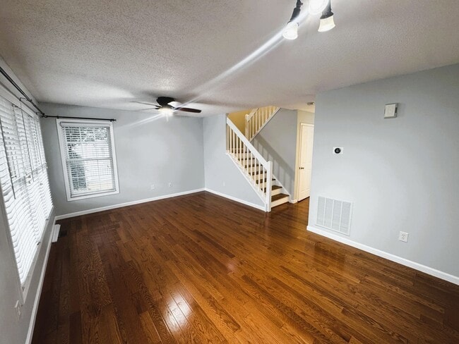 Photo - 1422 Founders Way House