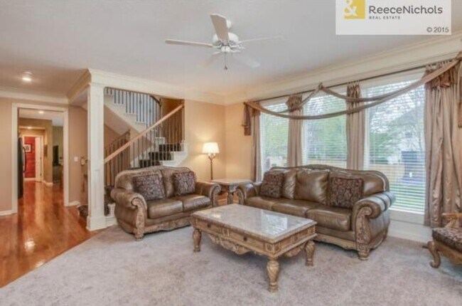 Foto del edificio - 15808 Linden St