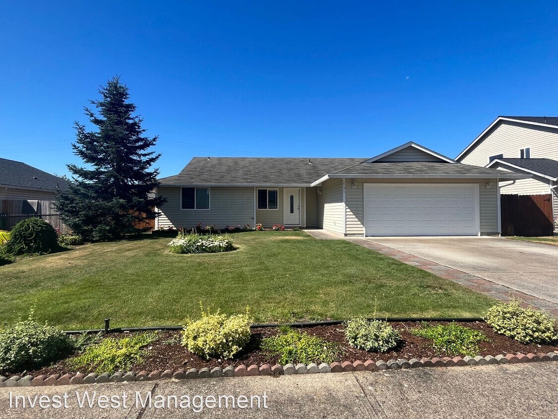 Primary Photo - 3 br, 2 bath House - 131 Nighthatch Drive