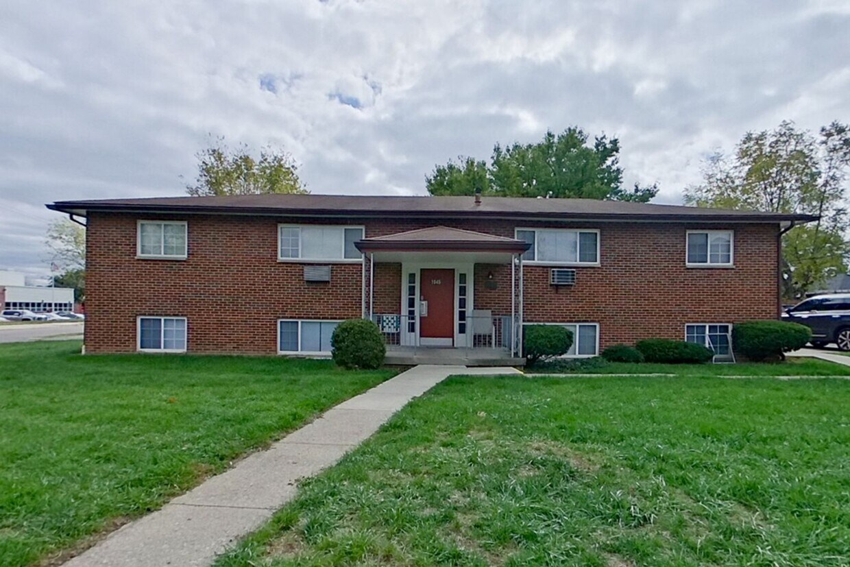1045 Binns Blvd Unit A, Columbus, OH 43204 Room for Rent in Columbus