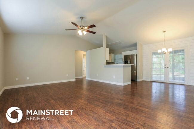 Foto del edificio - 4430 Glordano Ave