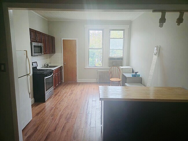 Foto del edificio - 59-13 68th Ave