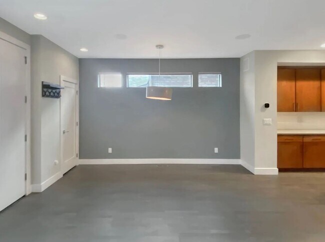 Foto del edificio - Modern 4BD, 3BA LoHi Townhome with Rooftop Deck