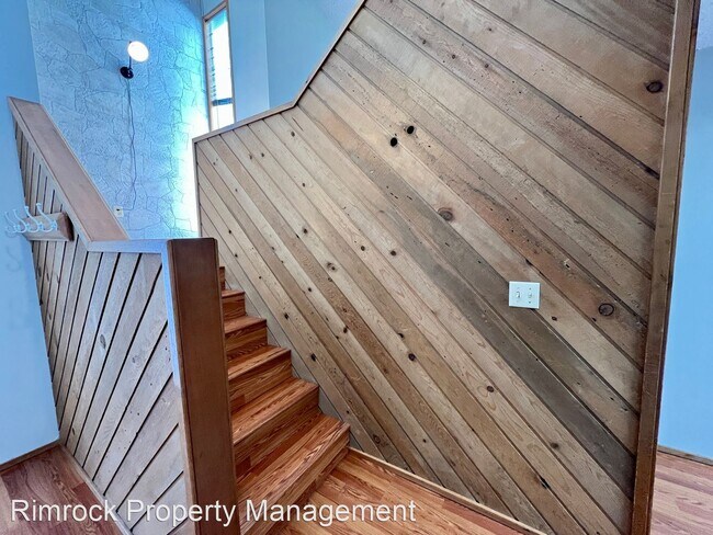 Foto del edificio - 2 br, 1.5 bath House - 2090 Glasser Pl