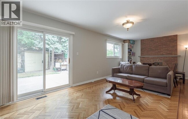 Photo du bâtiment - 3 Pottery Crescent