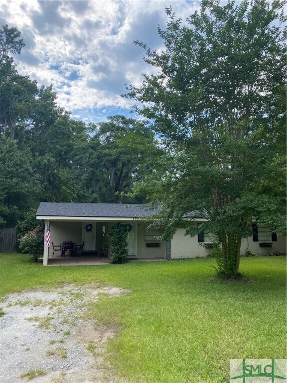 Primary Photo - 103 Hickory St