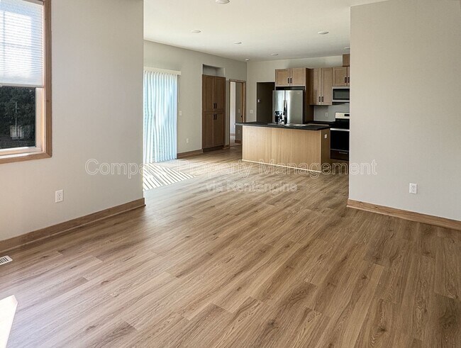 Foto del edificio - 17416 Hickory St