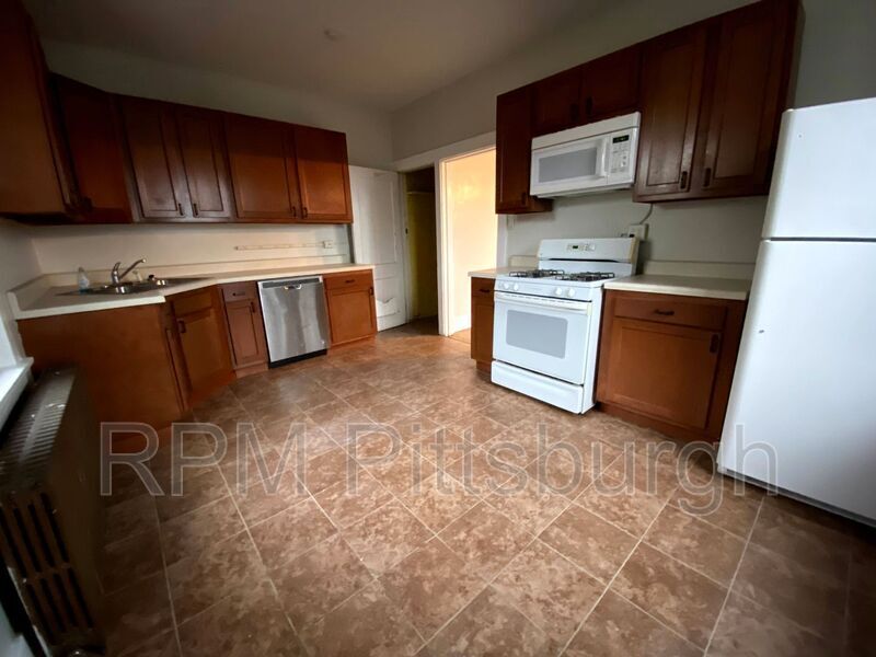 318 Kaercher St, Pittsburgh, PA 15207 House Rental in Pittsburgh, PA
