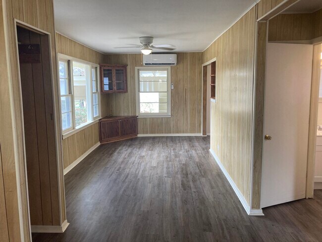 Foto del edificio - 703 W Ollie St