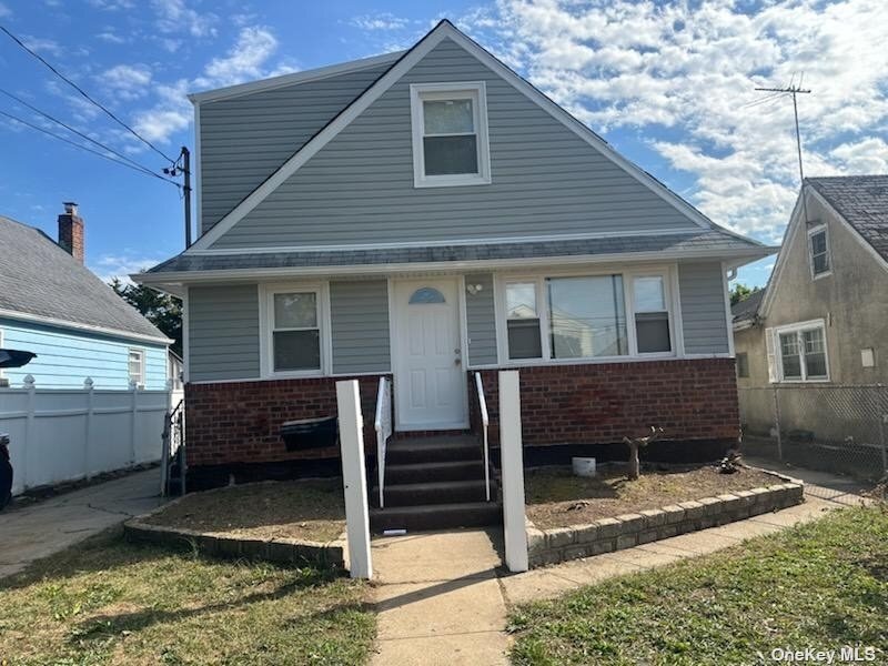 Primary Photo - 225 Doherty Ave