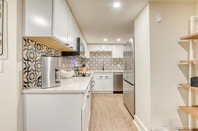 Foto del edificio - 339 S Bryant St