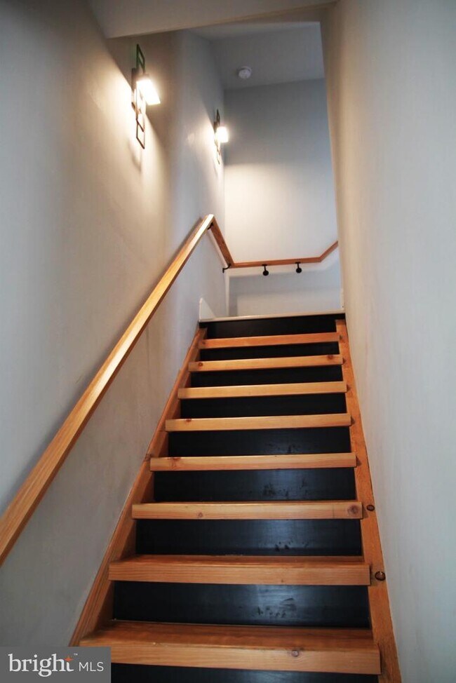 10 McCready's Alley, Lambertville, NJ 08530 Room for Rent in