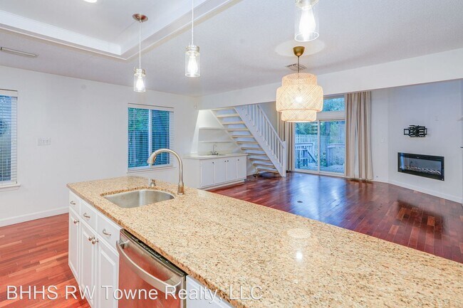 Building Photo - 2 br, 2 bath House - 2201 Waterspoint Place
