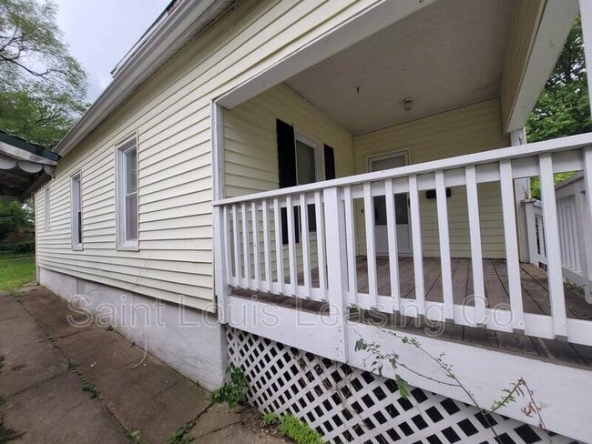 Building Photo - 6806 Corbitt Ave