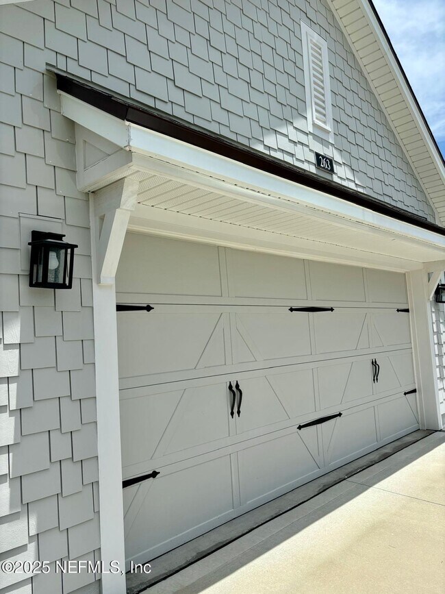 Building Photo - 263 Union Hill Dr