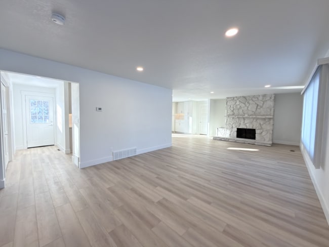 Building Photo - 55 Captain Marsh Dr