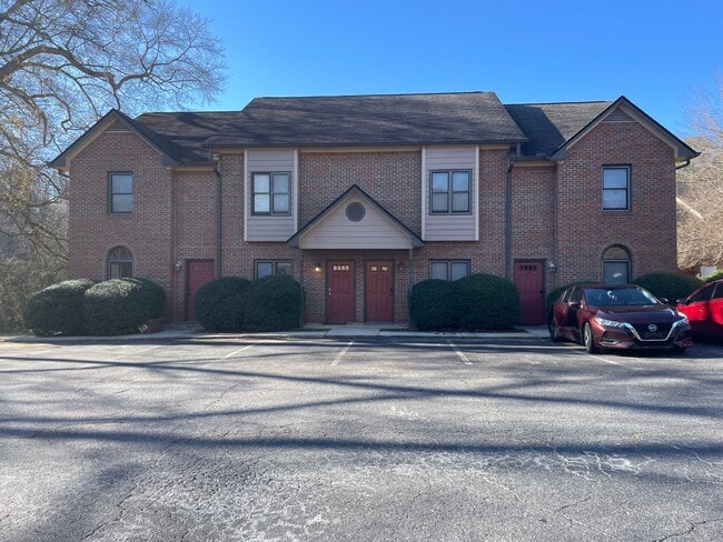 Foto del edificio - 385 Old Epps Bridge Rd