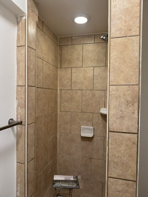 Building Photo - 126 N 49th St