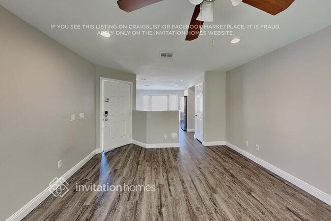 Foto del edificio - 10437 Wild Bill Ct