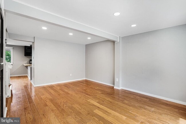 Building Photo - 5376 Harbor Ct Dr