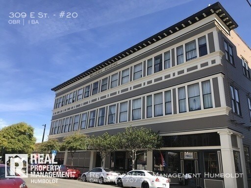 Building Photo - 309 E St