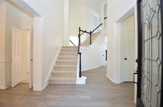 Building Photo - 6318 Cool Water Dr