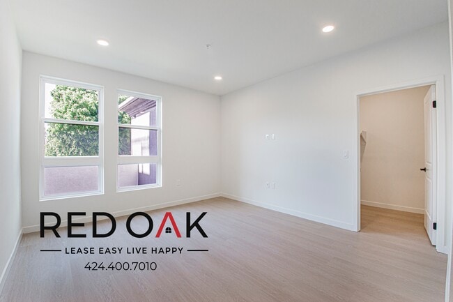 Foto del edificio - 856 S Gramercy Dr