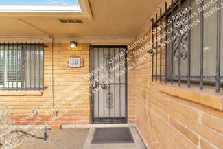 Building Photo - 801 E Holaway Dr