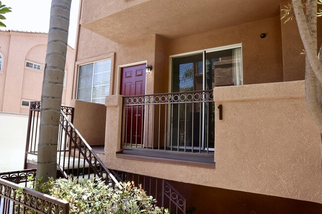 Photo - 21834 S Vermont Ave (Torrance, CA) Townhome