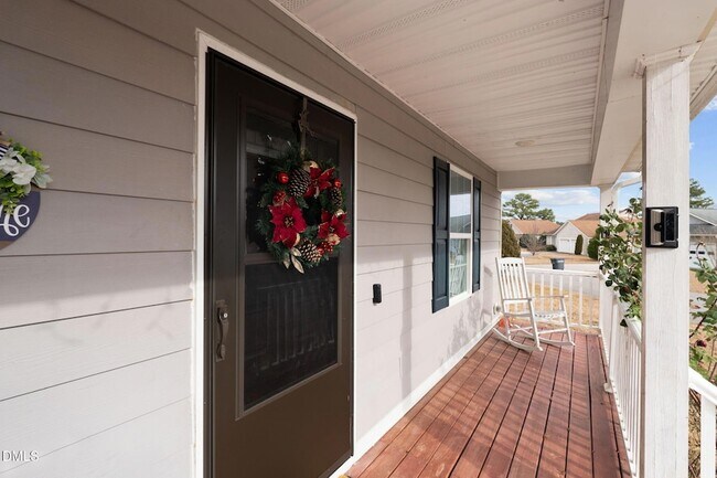 Foto del edificio - 759 Dayflower Ct