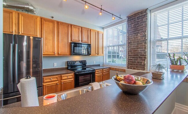 Foto del edificio - Knoxville 37917 - 1 bedroom 1 bath condo - call Howard Grower 865-705-0969