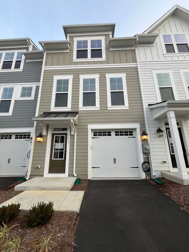 ***First Month Free*** Townhouse in Preston Lake - ***First Month Free*** Townhouse in Preston Lake