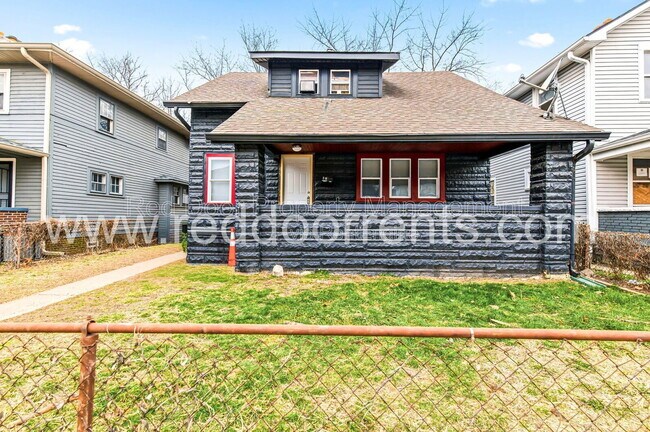 Foto del edificio - 408 N Oakland Ave