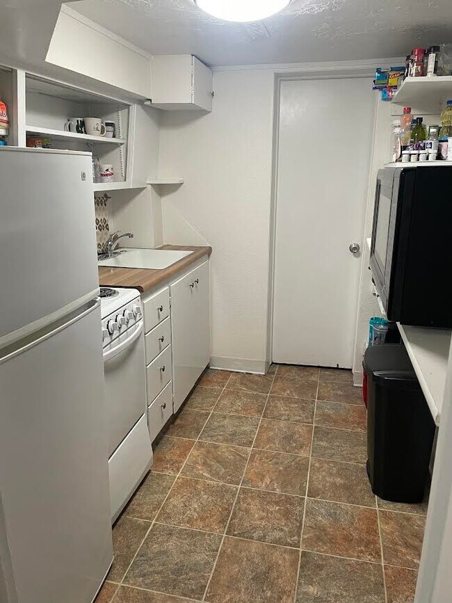 Foto del edificio - 265 N 400 E