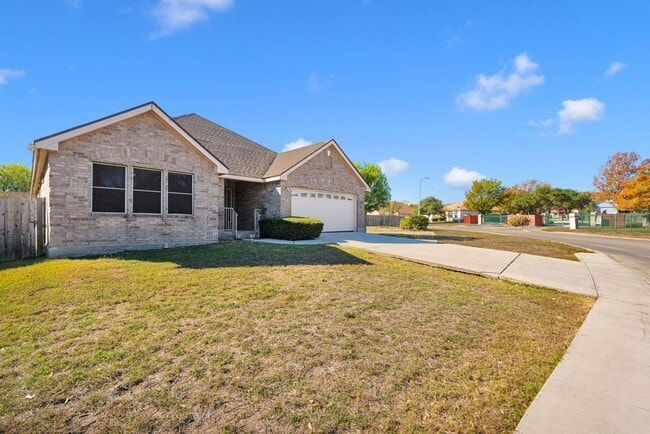 Foto del edificio - Charming 4-Bedroom Home in a Gated Community- Near Randolph AFB and JB Ft Sam Houston!