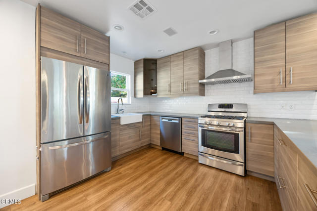 Foto del edificio - 242 Virginia Ave