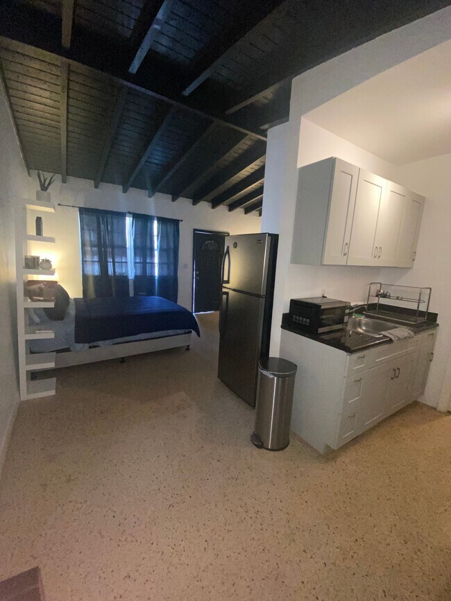 Foto del edificio - 7542 NE 3rd Ct