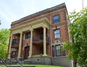 Foto del edificio - Historic 1 Bed/1 Bath Apartment in the Heart of Sherman Hill!