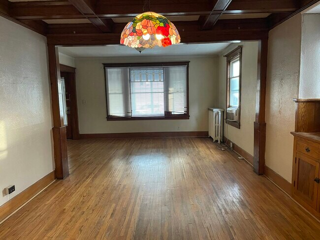 Foto del edificio - 1509 W Main St