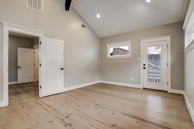 Foto del edificio - 415 E 27th St