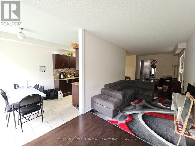 Photo du bâtiment - 63 Collin Ct