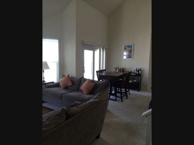 Building Photo - 2316 Beach Haven Dr