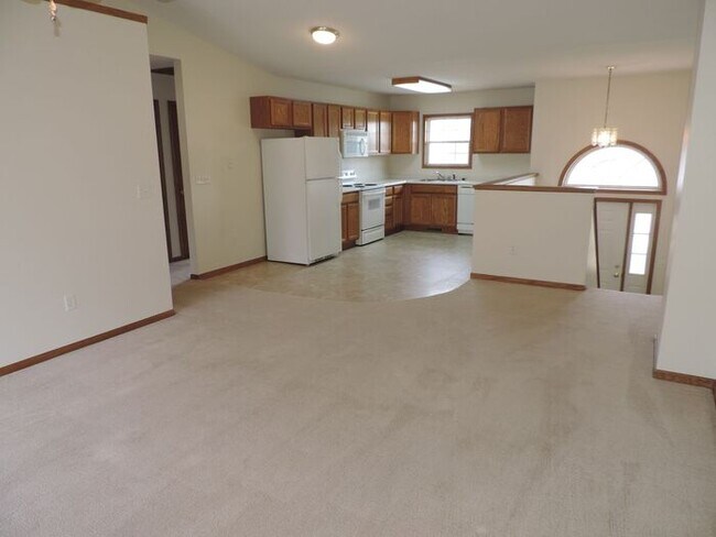 Foto del edificio - 2274 Holiday Rd