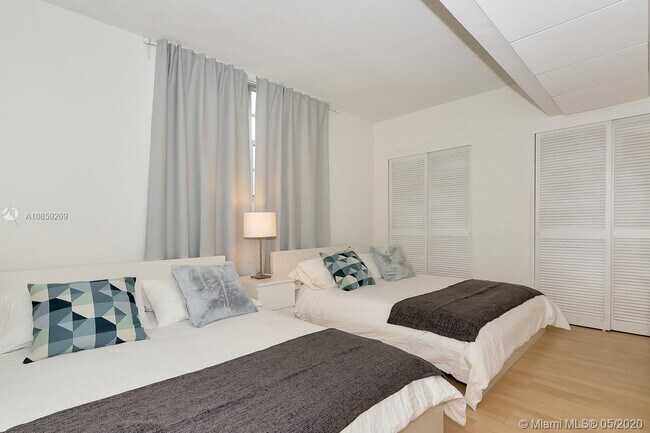 Foto del edificio - 3901 S Ocean Dr